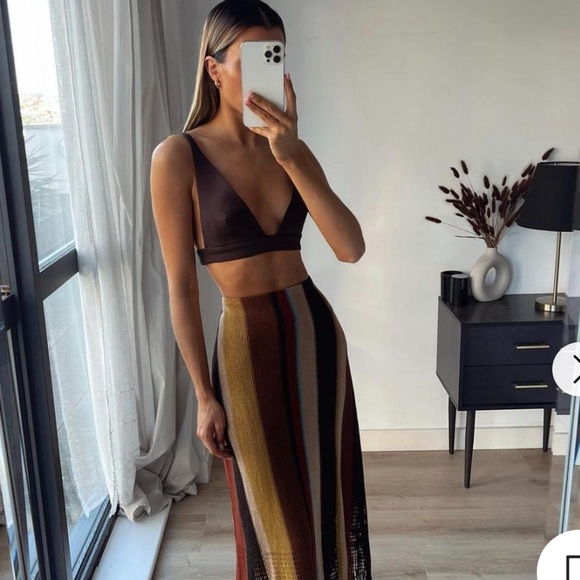 ZARA • TRIANGLE BRALETTE CROP TOP - Picture 2 of 6